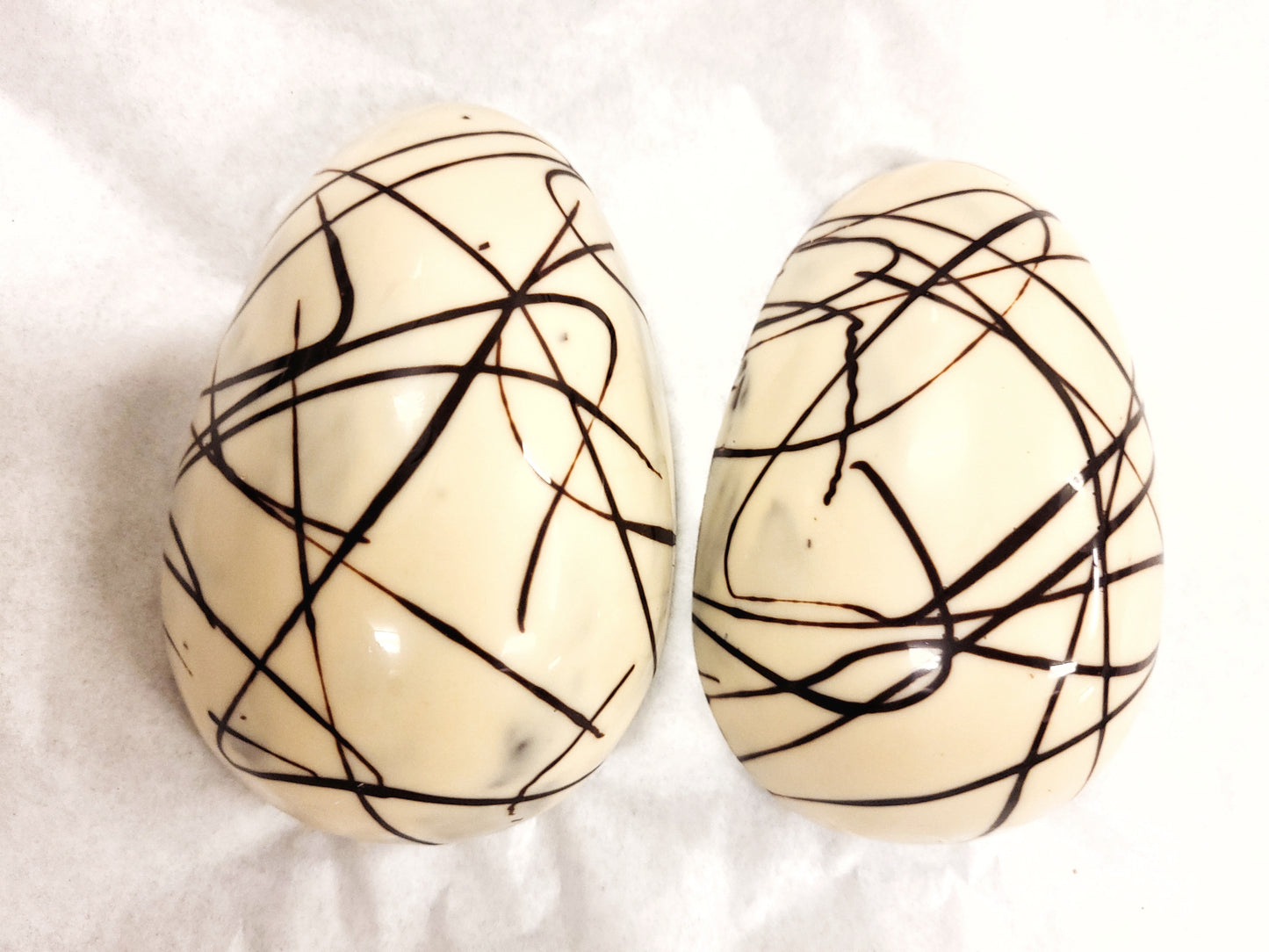 white chocolate Easter Egg by chocofellar