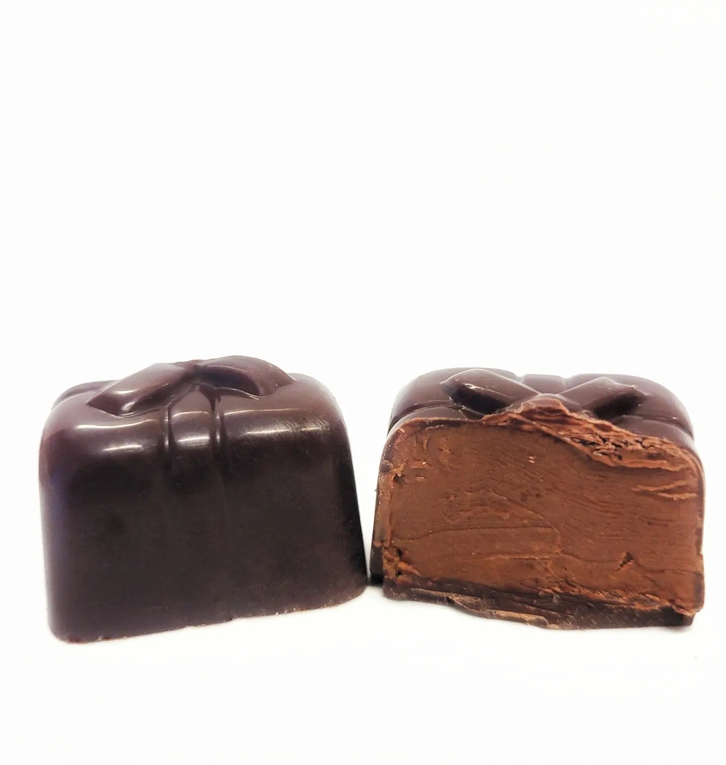 Box of 24 chocolates hazelnut cream Chocolate factory BC